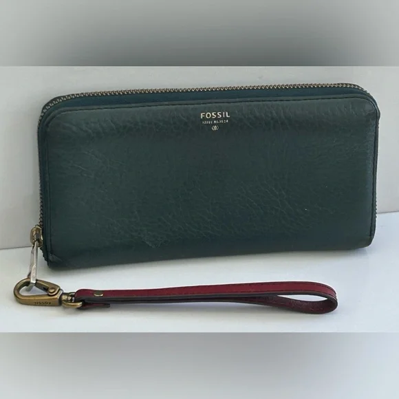 Vintage Fossil Dark Green Leather Zip Around Continental Wallet Wristlet - Picture 2 of 9